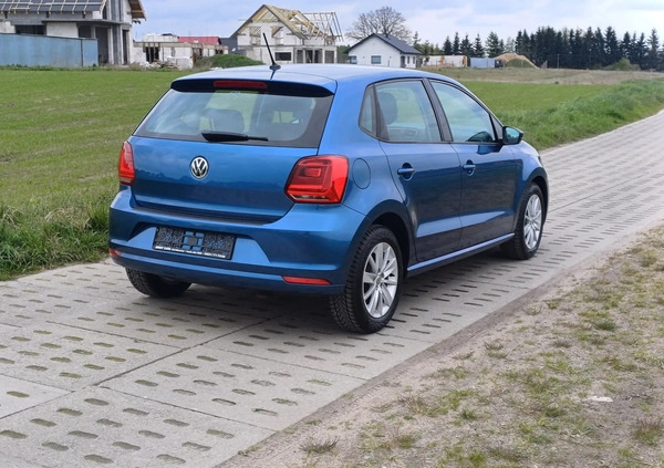 Volkswagen Polo cena 28900 przebieg: 173000, rok produkcji 2014 z Koło małe 742